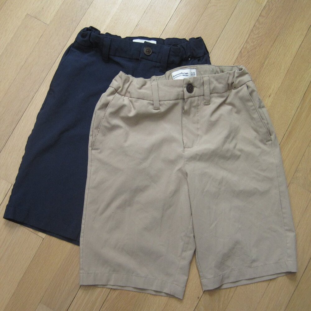 (2) Abercrombie Kids Boys' Performance Chino Shorts Size 11/12 Navy Tan Khaki